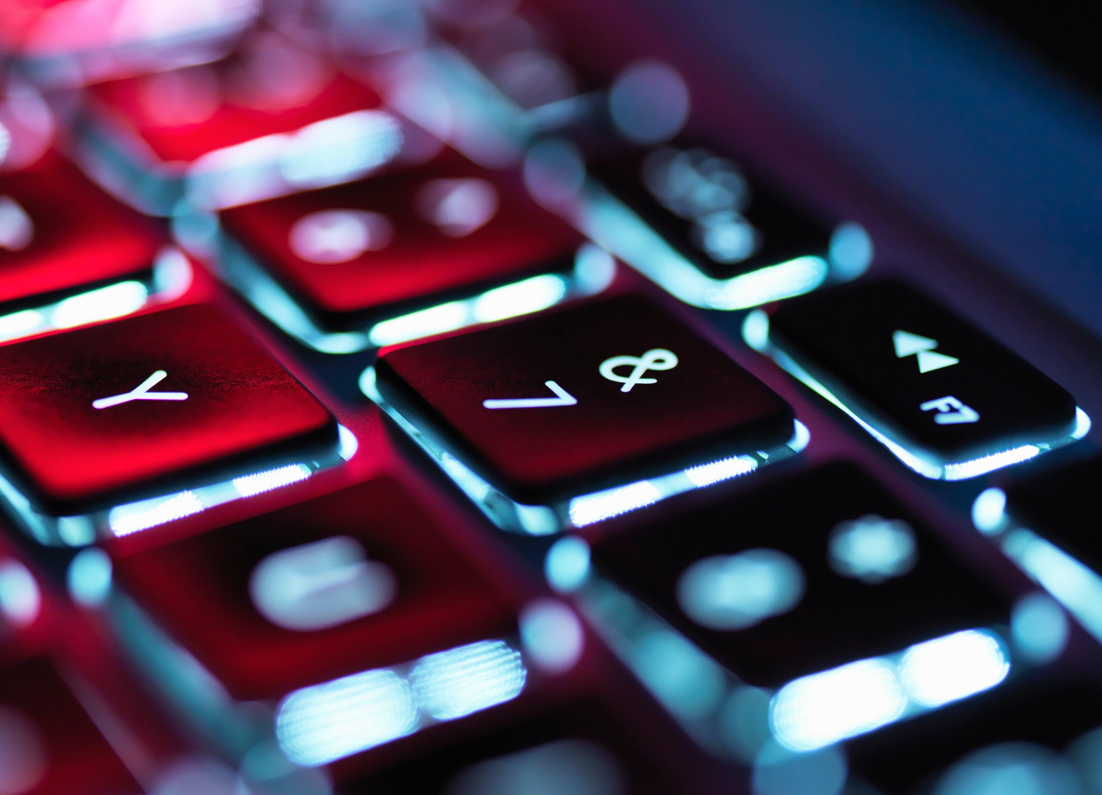 files/night-lit-laptop-computer-focusing-on-the-keyboard-2025-04-04-16-55-30-utc.jpg